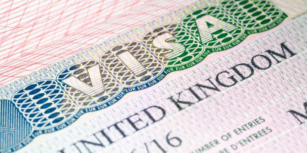 uk tourist visa requirements from pakistan